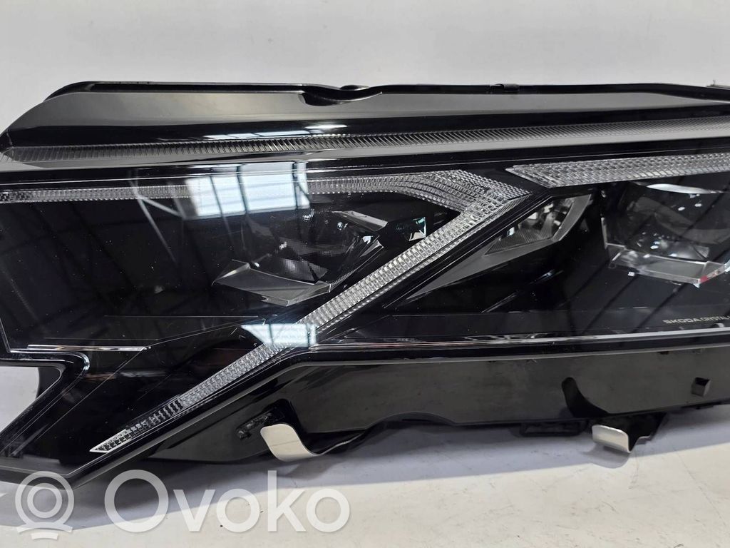 Skoda Octavia Mk4 Scheinwerfer 