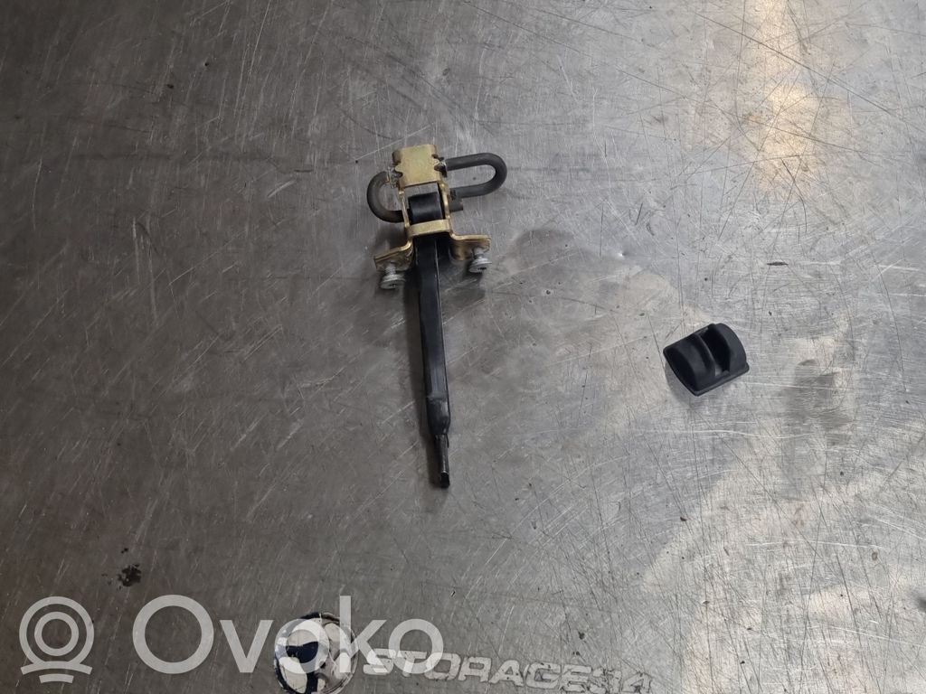 BMW 5 E39 Etuoven pidätin 