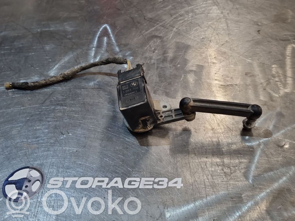 BMW 5 E39 Front height sensor lever 