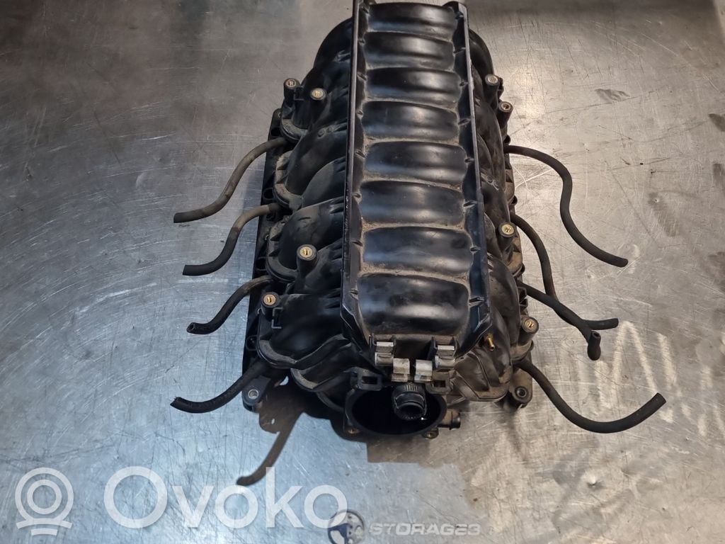 BMW X5 E70 Intake manifold 