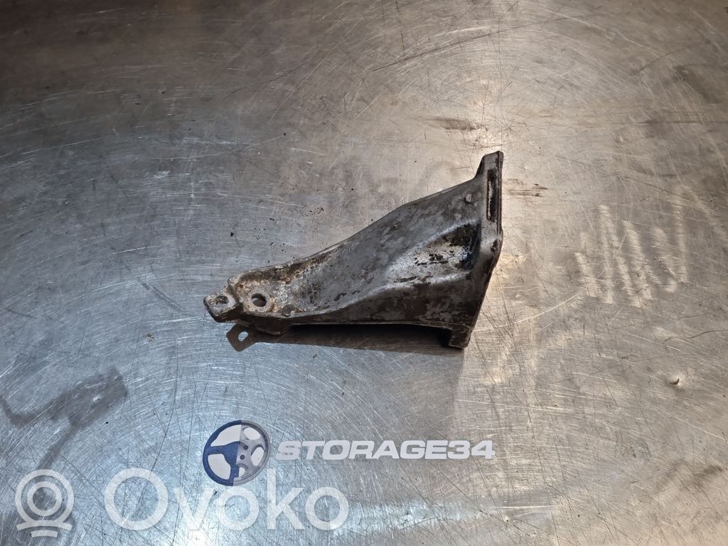 BMW 5 E34 Engine mounting bracket 