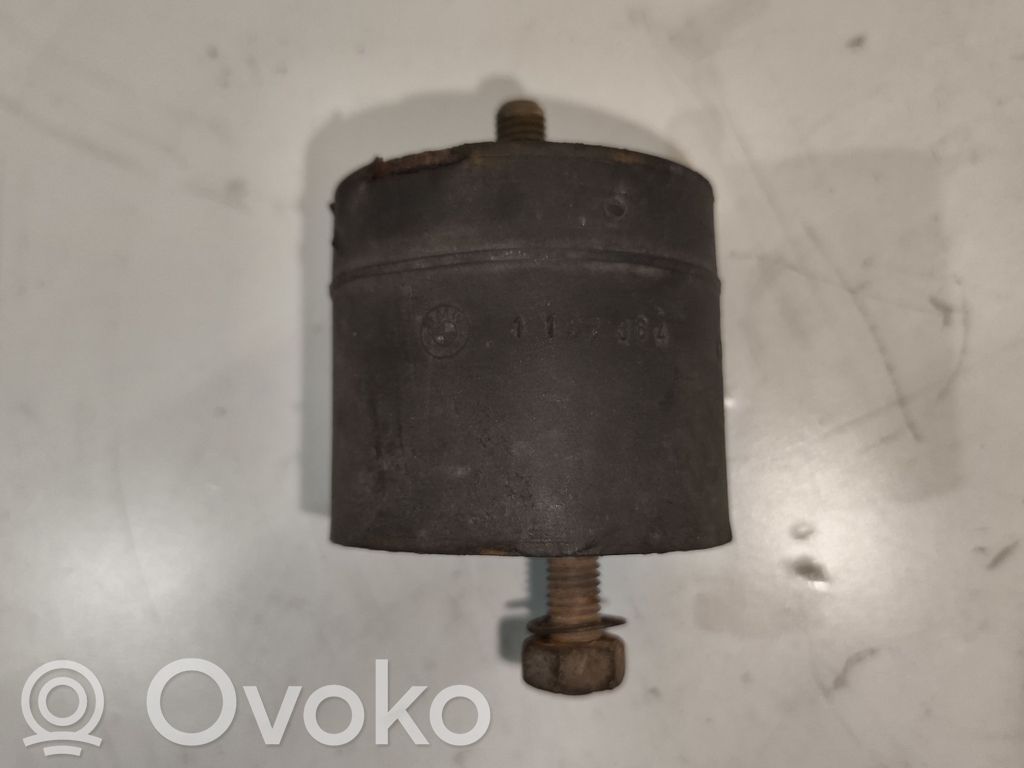 BMW 5 E34 Engine mount bracket 