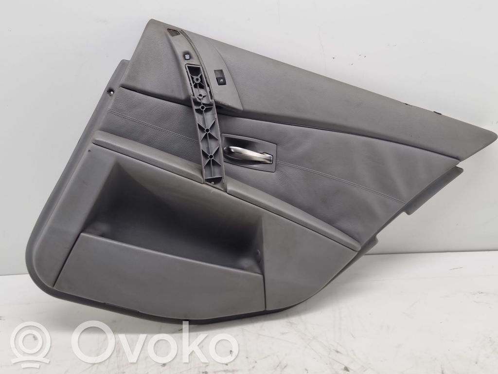 BMW 5 E60 E61 Takaoven verhoilu 