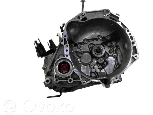 Nissan Micra C+C Manualna 5-biegowa skrzynia biegów 