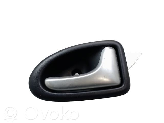 Manecilla interna puerta trasera   8200678055,7700423888,8200678055