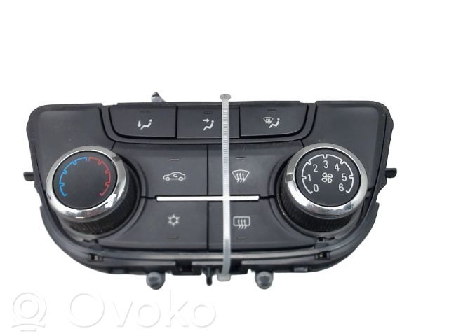 Opel Mokka Climate control unit 