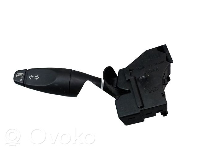 Ford Mondeo Mk III Manetka / Przełącznik kierunkowskazów 