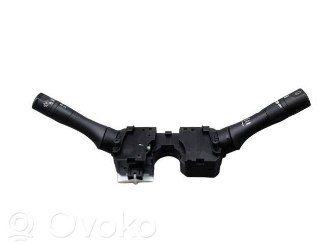 Nissan Juke I F15 Commodo, commande essuie-glace/phare 