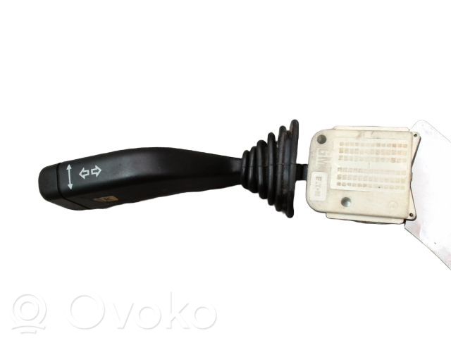 Opel Corsa C Manetă semnalizator 
