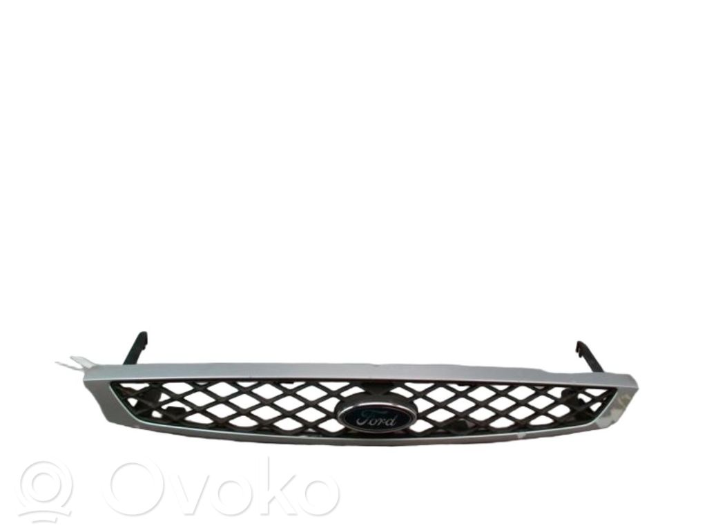 Grilă radiator față   4411010,21101561,4411010