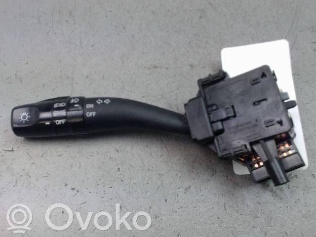 KIA Carens II Przełącznik świateł
