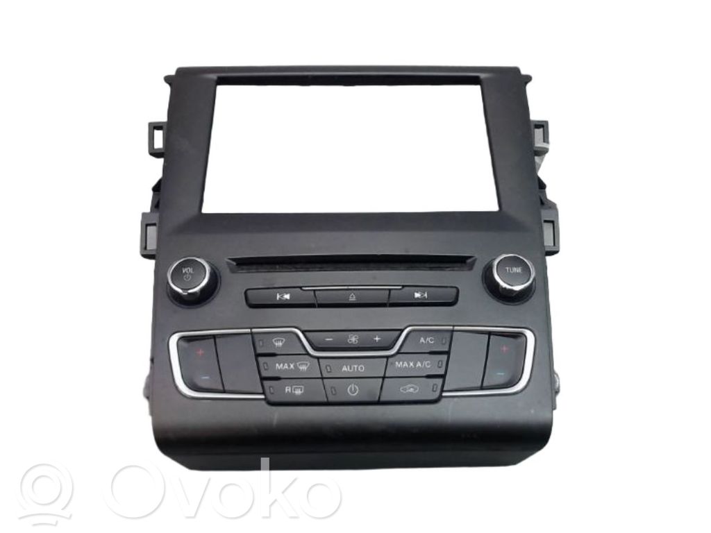 Ford Mondeo MK V Panel klimatyzacji