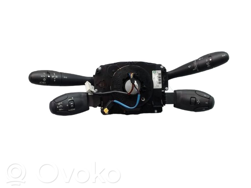 Peugeot 207 Commodo, commande essuie-glace/phare 