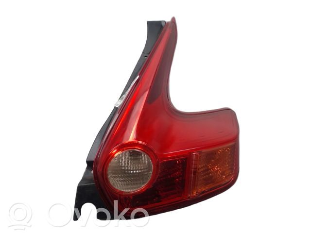 Nissan Juke I F15 Luci posteriori 
