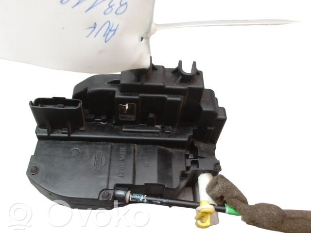 Nissan Micra C+C Zamek drzwi przednich 