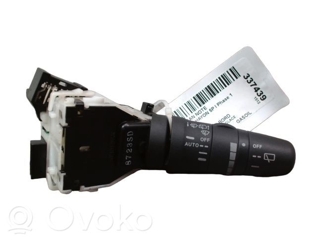 Pyyhkijän vipu   25260ED50A,25260ED50A