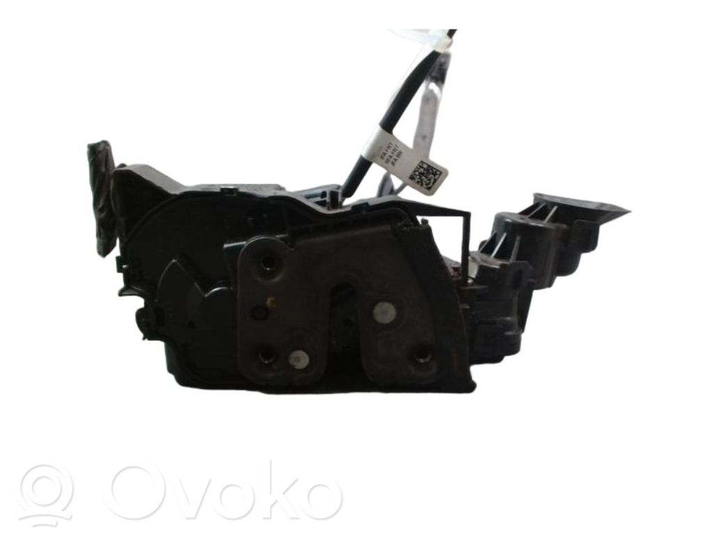 Renault Megane IV Zamek drzwi przednich 