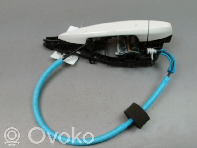 BMW 2 F46 Manecilla externa puerta trasera