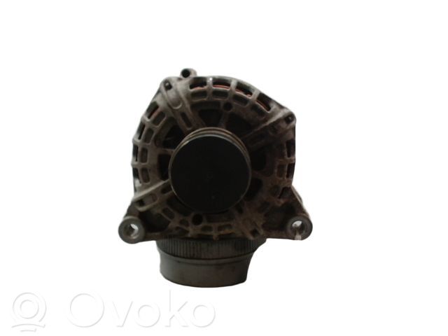 Peugeot 208 I Alternador 