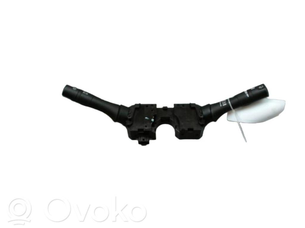 Nissan Note (E12) Leva/interruttore dell’indicatore di direzione e tergicristallo