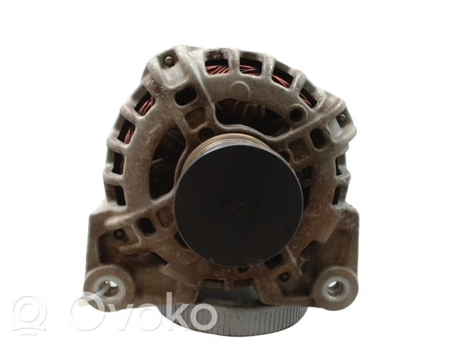 Renault Clio IV Alternator 