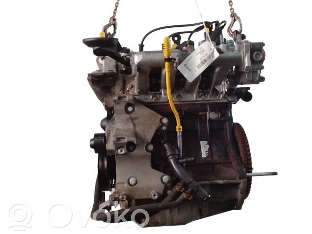 Variklis   8201099387,8201099387,D4F782