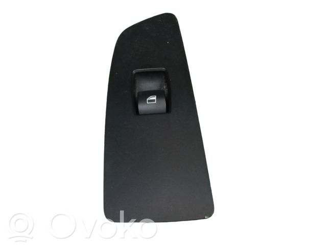 BMW 1 E82 E88 Electric window control switch 