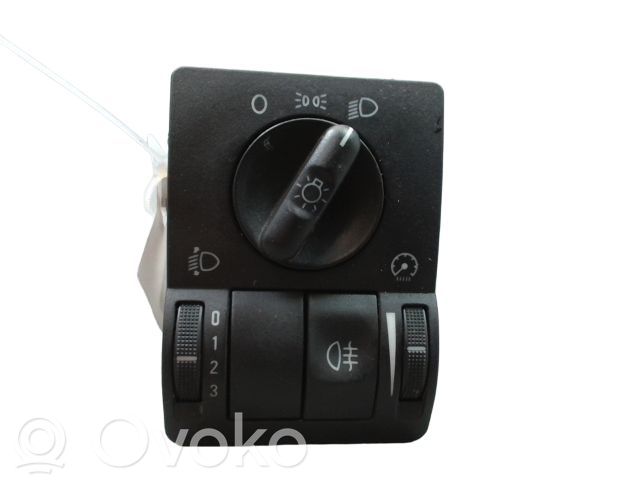 Light switch   9138125,9138125