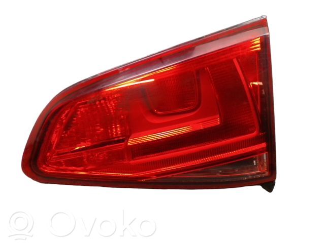 Volkswagen Golf SportWagen Lampă spate în capacul portbagajului 
