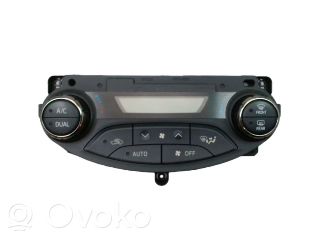 Toyota Yaris Panel klimatyzacji 