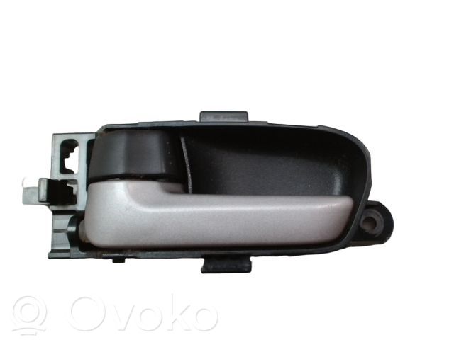 Suzuki Grand Vitara II Klamka wewnętrzna drzwi przednich 