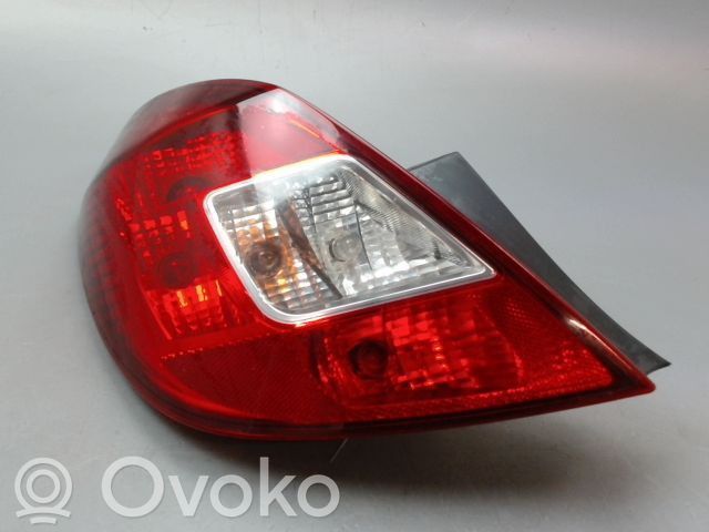 Opel Corsa D Luz trasera/de freno 
