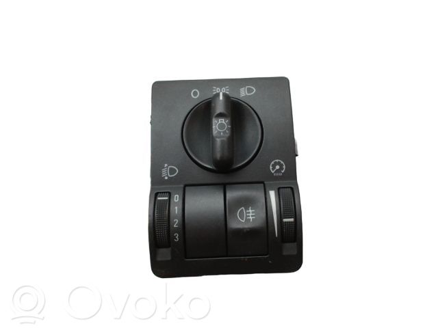 Light switch   9138123,9138123