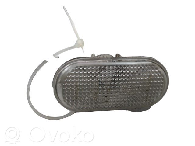 Renault Twingo II Front fender indicator light 