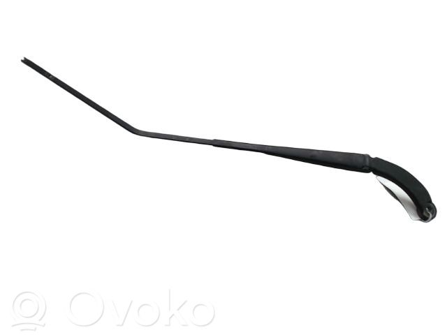Renault Captur Front wiper blade arm 