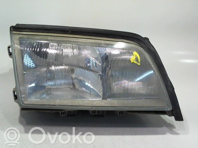 Mercedes-Benz C W202 Phare frontale 