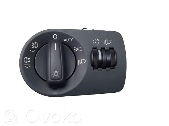 Audi A1 Lukturu slēdzis 
