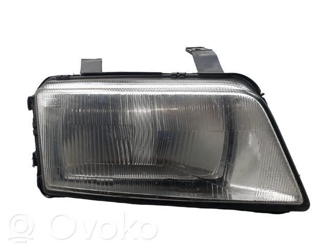 Audi A4 S4 B5 8D Faro/fanale 