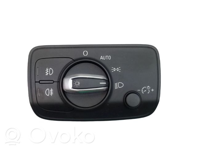 Interrupteur d’éclairage   8V0941531AE5PR,8V0941531AE5PR,8V0941531L5PR