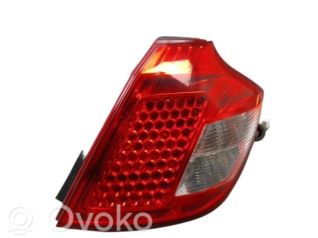 KIA Ceed Aizmugurējais lukturis virsbūvē 