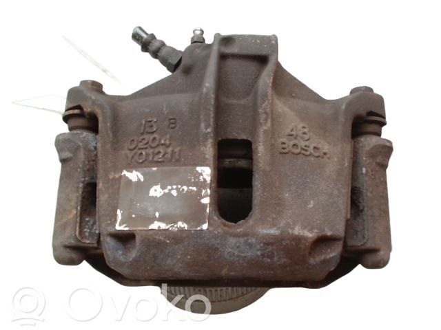 Peugeot 206+ Zacisk hamulcowy przedni 