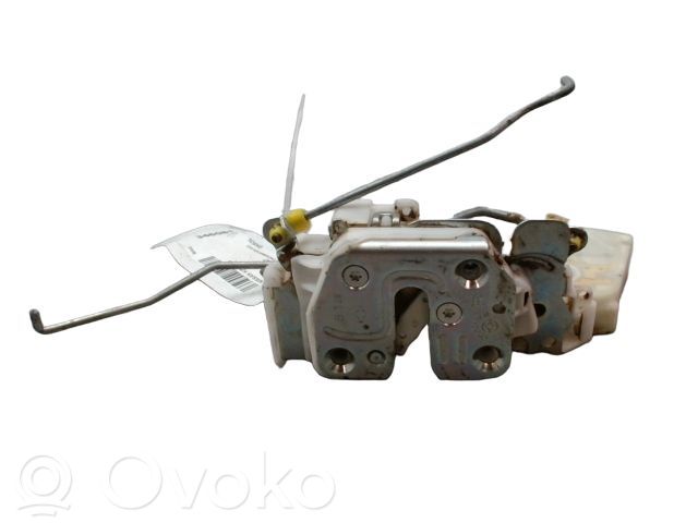 Nissan PickUp Front door lock 