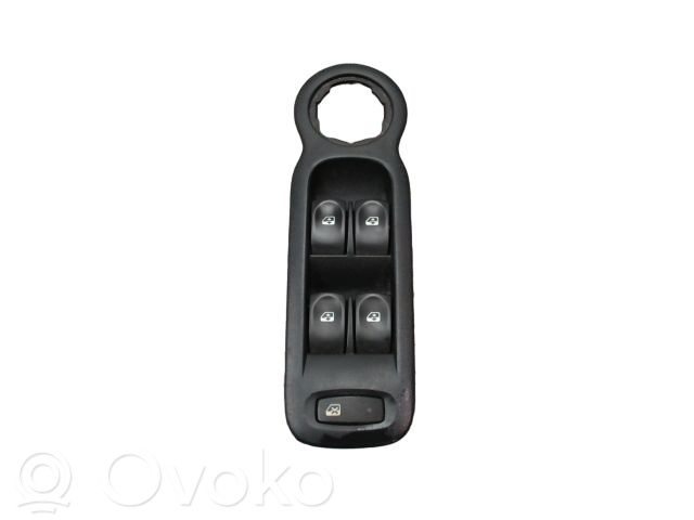 Electric window control switch   8200214939,8200214939