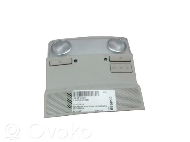 Seat Leon (5F) Luz del asiento delantero 
