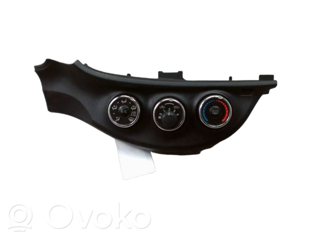 Toyota Yaris Panel klimatyzacji