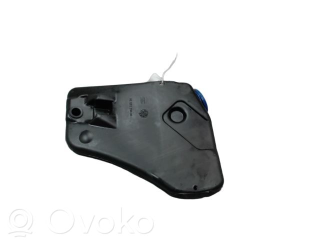 Peugeot 205 Zbiornik płynu do spryskiwaczy szyby przedniej / czołowej 