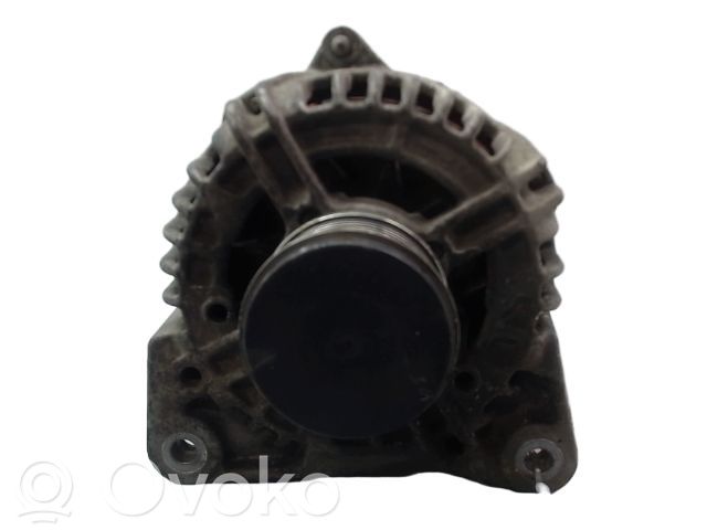 Renault Clio III Generatore/alternatore 