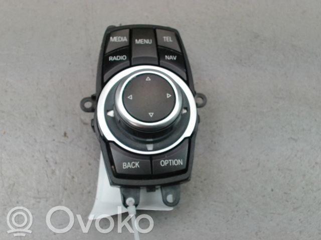 BMW X1 E84 Daudzfunkciju vadības slēdzis / poga 