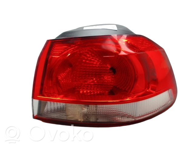 Volkswagen Golf VI Lampă spate în caroserie 