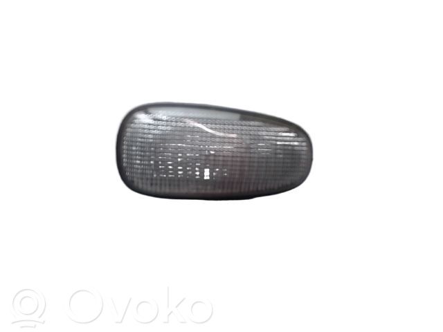 Opel Zafira A Front fender indicator light 